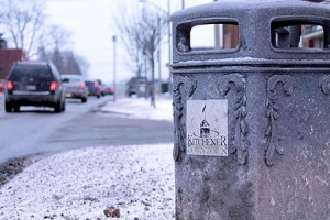 PHOTO BY RYAN BOWMAN    Many homeless people rely on “dumpster diving” for food, especially on weekends and holidays, when services are cut.  